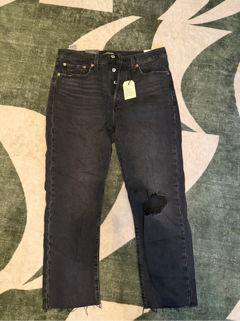 Levi's Black Straight-Leg Jeans with Distressed Knee